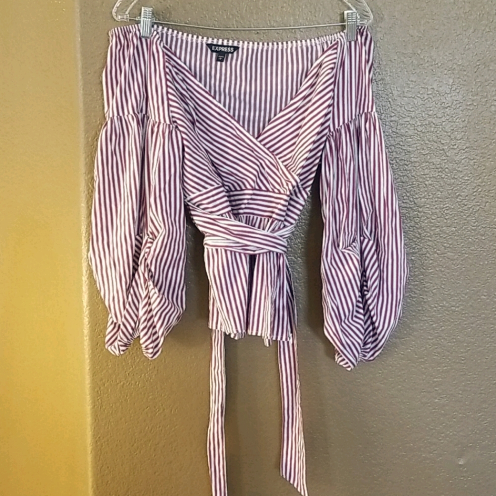 Express red/white stripped vneck off the shoulder